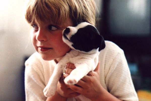 Anna und Hund Max